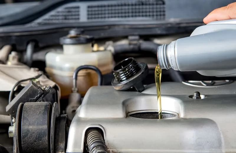 Ile kosztuje wymiana oleju u mechanika? Sprawdź, jak uniknąć przepłacania! Ile kosztuje wymiana oleju u mechanika? Sprawdź, jak uniknąć przepłacania!