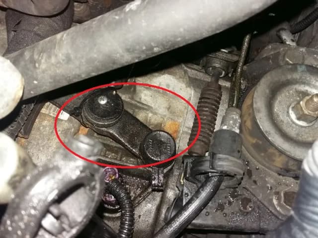 Gdzie dokładnie jest lewarek w Opel Vivaro? Sprawdź, by uniknąć problemów! Gdzie dokładnie jest lewarek w Opel Vivaro? Sprawdź, by uniknąć problemów!