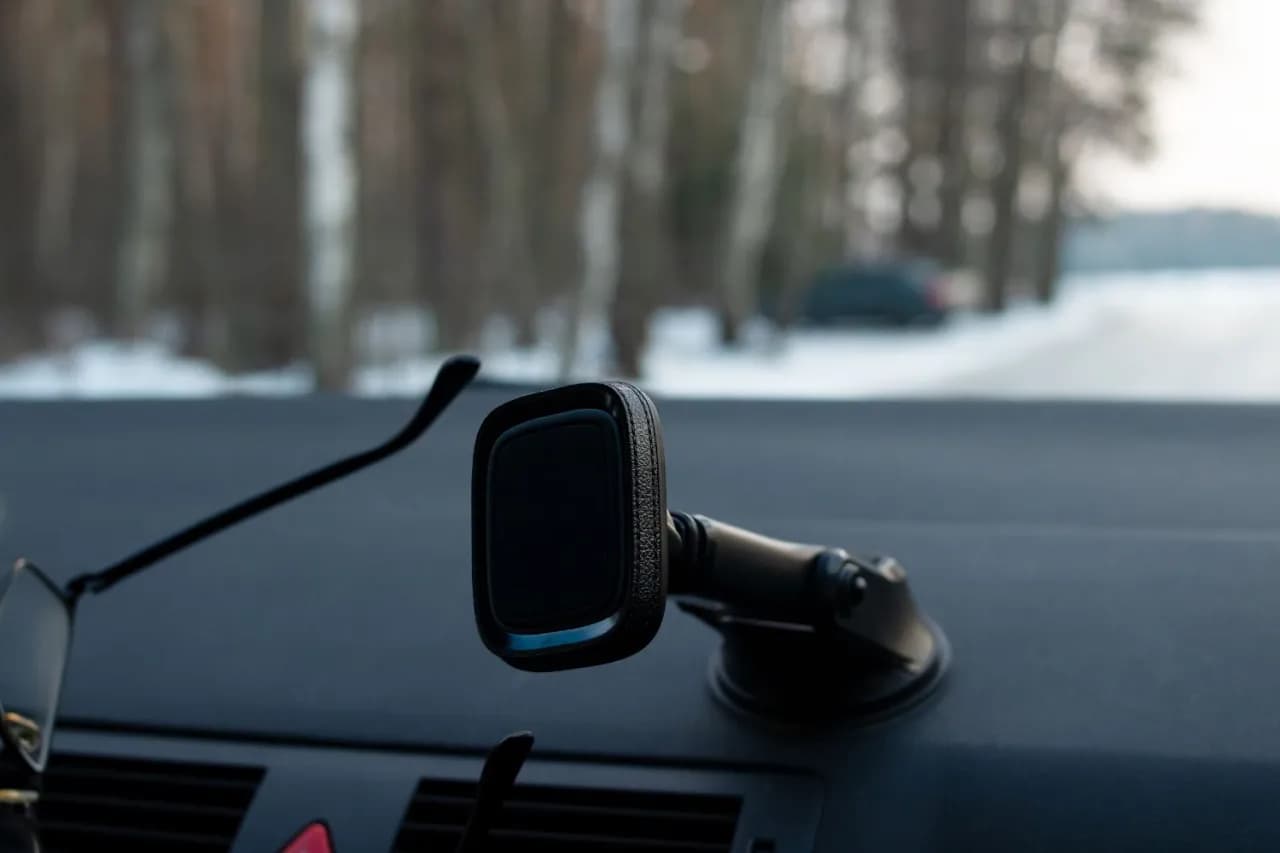 Jak wybrać najlepszy uchwyt na telefon do samochodu – porady i ranking Jak wybrać najlepszy uchwyt na telefon do samochodu – porady i ranking